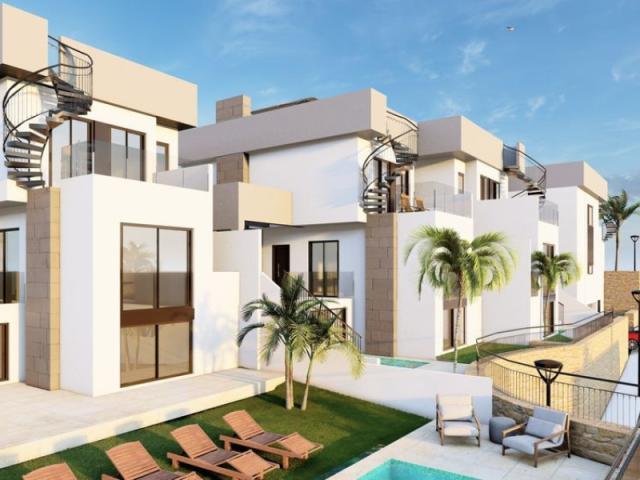 Townhouse for Sale in Algorfa